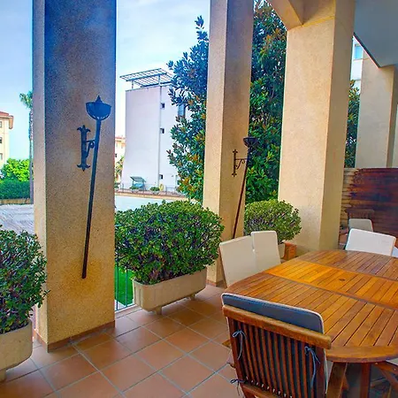 Duplex White Pei By Hello Sitges