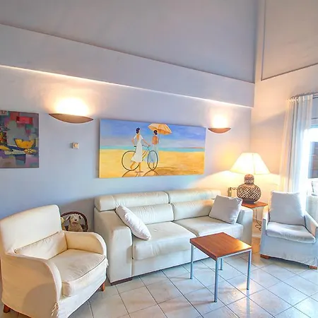 Apartment Duplex White Pei By Hello *