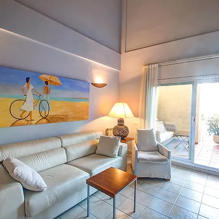 Duplex White Pei By Hello *